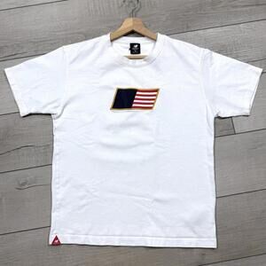 New Balance T-Shirt Mens Medium White USA Flag Patch Logo Athletic Heavy Weight